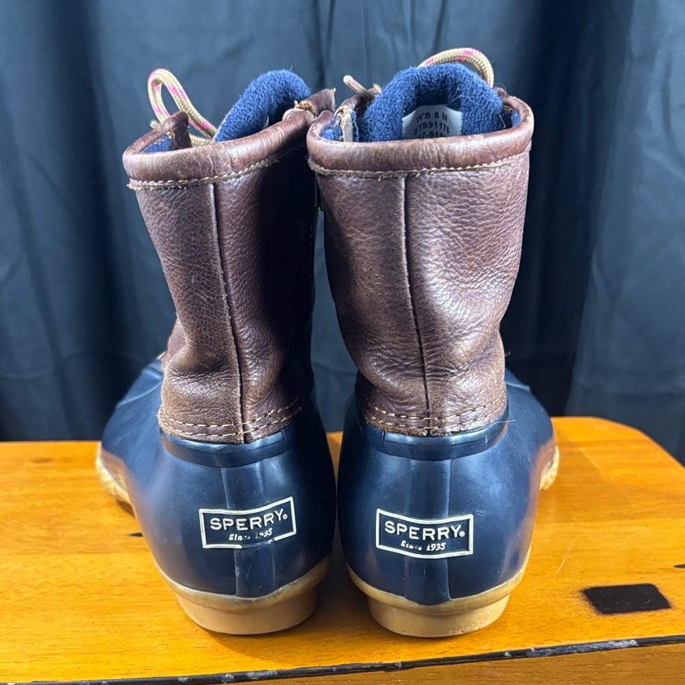 Sperry Brown Winter Boots with Pink Accents - Picture 4 of 5